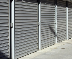 Automatic Roll Up Gates